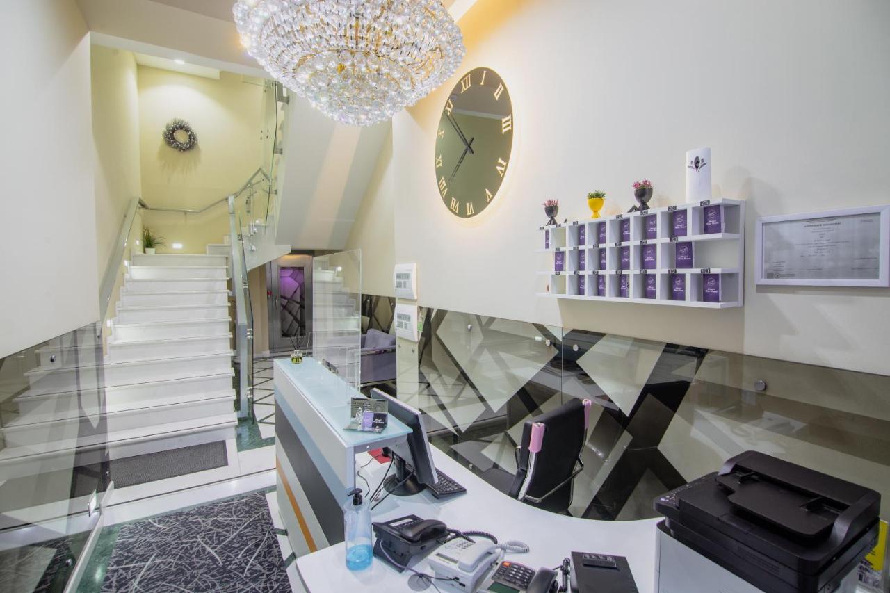 Christi'S Hotel Borova كورتشي المظهر الخارجي الصورة