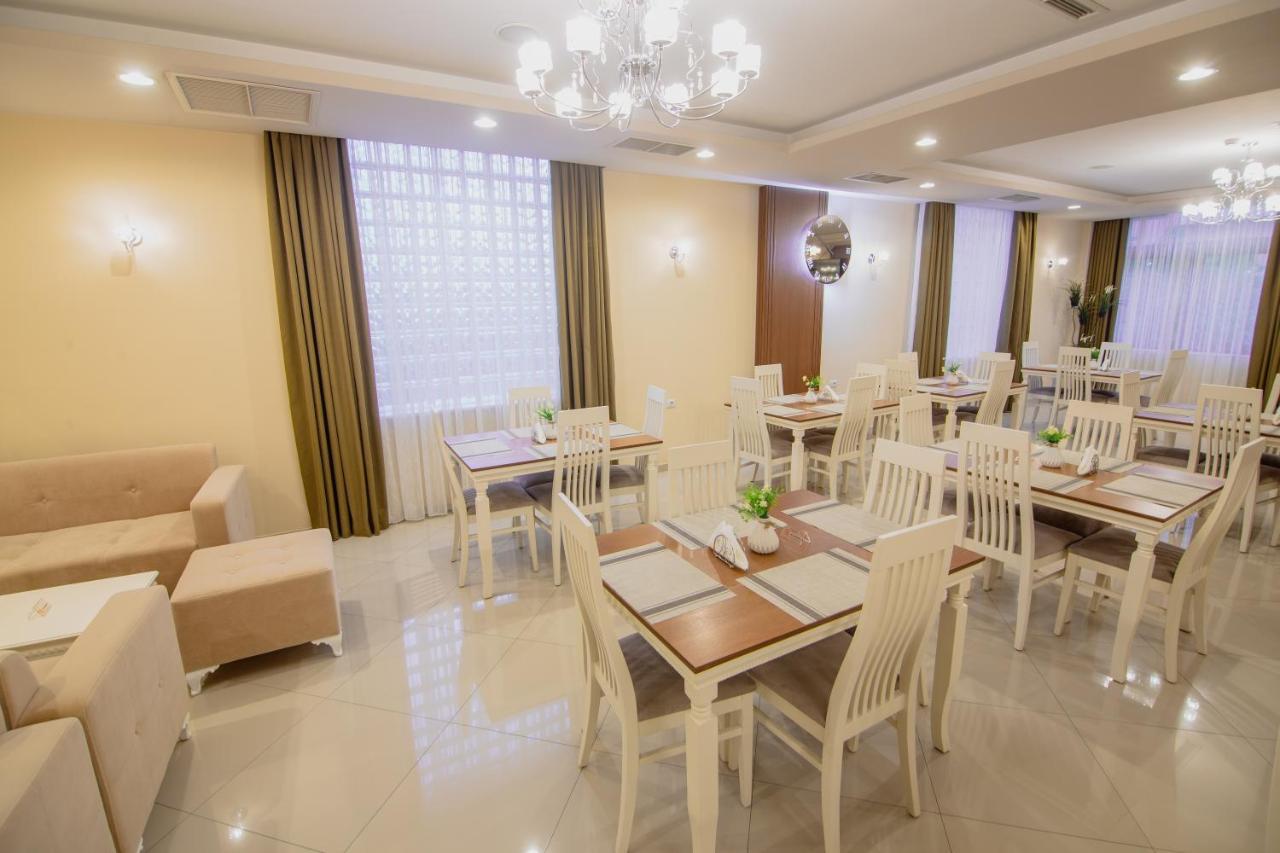 Christi'S Hotel Borova كورتشي المظهر الخارجي الصورة